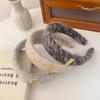Estilo coreano preguiçoso socialite headband de alta qualidade retro de pelúcia outono e inverno novo grampo de cabelo de alta aba larga Skull top pressão para mulheres