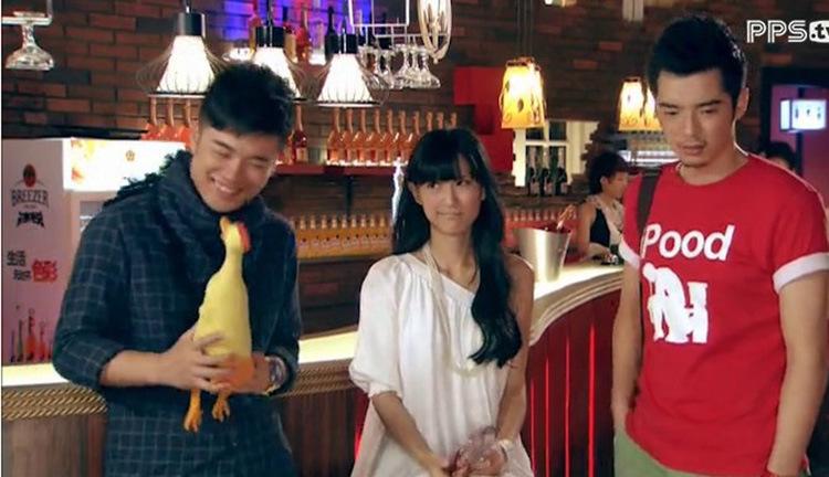 2218289664_1300812932