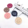 Botones de Resina de Colores de Cuatro Agujeros con Bordes Delgados, Botones Teñibles para Ropa de Trabajo, Uniformes Escolares, Ropa Infantil, Botones Redondos para Camisa