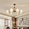 Candelabro estético estilo Song, lámpara medieval francesa, luminaria de pétalos estilo americano, nueva lámpara floral de sala de estar de diseñador estilo Song