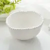 Plato de Cerámica Estilo Europeo con Perlas y Artesanía, Adecuado para Hoteles, Clubes y Uso Doméstico, Té de la Tarde y Platos Gourmet, con Pequeñas Imperfecciones en la Presentación