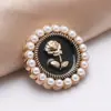 Suministro Directo de Fábrica Botones Metálicos de Pierna Alta Cosidos a Mano, Abrigos y Cortavientos de Gama Alta, Accesorios Decorativos, Botones Redondos de Diamante