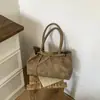 Bolsa de Ombro Retrô Transfronteiriça para Mulheres, Bolsa Tote de Camurça Fosca, Grande Capacidade, Sensação de Luxo, Bolsa de Ombro para Usar sob o Braço para Trabalho e Deslocamento