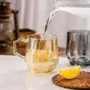 Copo de Vidro Criativo com Alça para Uso Doméstico, Copo de Beber com Aparência Sofisticada, Copo de Café de Vidro de Alto Padrão para Uso Comercial, Copo para Bebidas e Sucos