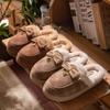 Chinelos de Algodão com Solado Grosso para Mulheres Inverno 2025 Novo para Casa Interno Antiderrapante Quente Chinelos de Pelúcia com Laço para Mulheres Inverno