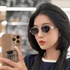 Gafas de Sol Retro Estilo Hong Kong Ojo de Gato para Mujer, Montura Ovalada de Metal de Alta Gama, Gafas de Sol Polarizadas de Celebridad de Internet, Se Pueden Combinar con Grado de Miopía