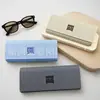 Estojo para Óculos Novo Estilo Feito de Ferro, Resistente à Pressão e a Quedas, Estilo Retrô, Óculos de Sol Modernos para Homens e Mulheres, Aparência Premium, Óculos de Sol Portáteis