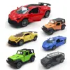 1:43 aleación modelo de coche niño coche todoterreno dos puertas de arrastre Juguete decoración muñeca máquina coche deportivo transfronterizo
