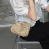 Bolsa Pequena de Couro Genuíno Feminina 2024 Nova Bolsa Feminina de Design de Nicho Vintage para Todos os Combos Bolsa Feminina de Couro Macio de Alta Qualidade