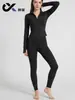 Jaqueta de Yoga Justa com Cintura Marcada e Estampa Espinha de Peixe Conjunto de Calça Legging de Yoga de Cintura Alta Levanta Bumbum Peach Buttocks Emagrecedor