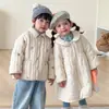 Chaqueta acolchada de algodón para niños con forro polar para niños y niñas, Vestido acolchado de algodón Otoño e Invierno 2026 Estilo Nuevo Ropa de algodón para bebés Ropa de invierno para hermanos