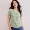Roupas Brancas Femininas 2026 Verão Novo Design Gola V Bainha Irregular Curva Estilo Coreano Manga Curta Camiseta para Mulheres