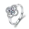 Anel de E-commerce Transfronteiriço para Mulheres Nicho de Luxo Imitação Prata S925 Anel Diamante Redondo Zircônia Simples Joias Moda Versátil Atacado