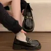 Sapatos femininos de couro estilo japonês de nicho, novo modelo da primavera de 2026, mocassins marrons estilo britânico, sapatos de sola única JK retrô