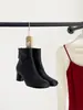 Botas de Cano Curto Femininas com Salto Grosso, Novidade Outono/Inverno 2026, Bico Quadrado Vintage, Zíper Traseiro, Botas Chelsea Slimming Versáteis de Salto Alto