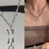 ¡Se ha preguntado mucho! Collar de Mariposa con Circonita Negra Cadena para Clavícula de Mujer Otoño 2022 Collar Nuevo Nicho Sentido de Alta Gama