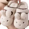 2026 Invierno Nuevas Lindas Zapatillas de Conejo Birkenstock con Piel para Mujer Hogar Antideslizantes Suela Gruesa Cálidas de Punta Cerrada de Algodón