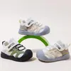 Zapatillas deportivas para niños 2026 nuevo modelo de otoño, malla transpirable, suela suave, antideslizantes, punta cerrada, anti-pateadura, para niños y niñas