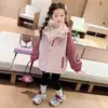 Chaqueta Cortavientos Forrada de Felpa para Niña Otoño Invierno 2026 Nueva Ropa de Algodón Engrosada de Kuromi para Niños Top para Bebé Niña