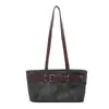 Bolsa balde fresca e doce para atacado para mulheres, novo estilo de verão 2026, bolsa de ombro colorida elegante, bolsa de axila para o dia a dia
