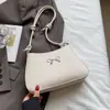 Bolsa Feminina Mais Vendida, Sofisticada e Elegante, Bolsa de Nicho de Ombro Único para Axila, Bolsa de Mão Versátil Popular de Verão 2025 para Mulheres