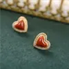 Brincos Pequenos Vermelhos de Ágata em Formato de Coração Fofos no Estilo Chinês, Design Vintage com Cravação de Zircônia, Brincos Femininos da Moda