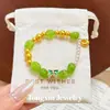 Nuevo Pulsera de Piedra Natural Turmalina Verde Estilo Chino para Mujeres Lujo Ligero Nicho Exquisito Mariposa Calcedonia Hebilla de Seguridad Estilo Pulsera de Cuentas
