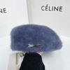 Boina de piel de conejo estilo coreano con alfabeto, sombrero de boina de felpa con botón para cara pequeña, otoño e invierno, lindo japonés, sombrero de pintor que reduce la edad