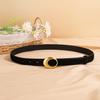 Cinturón de mujer con hebilla de letra C, cinturón de jeans para mujer, cinturón de cuero decorativo versátil y moderno de estilo coreano para mujer, disponible en stock.