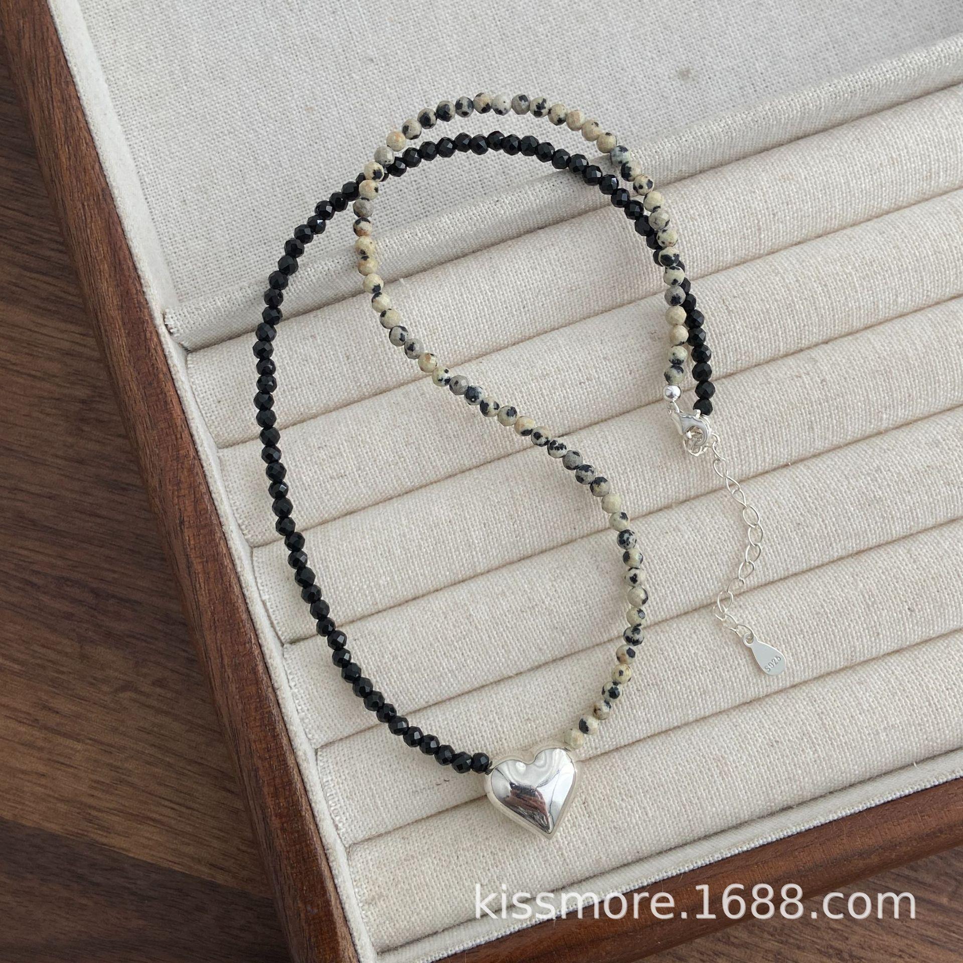 斑点石合成黑尖晶爱心纯银项链27.jpg