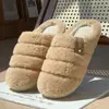 Chinelos de algodão antiderrapantes inverno feminino 2025 novo estilo interno casa doméstico com veludo extra quentes chinelos de algodão feminino inverno masculino