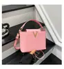 Textura da Moda 2025 Verão Grande Capacidade Novo Luxo Leve Elegante Casual Ombro Único Transversal de Mão Pequena Bolsa Quadrada