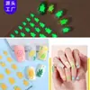 Zhengxiang Nova Tartaruga Luminous Fofa Adesivo para Unhas Embossado 5D Adesivo Autoadesivo Macio Adesivo Luminous para Unhas DIY OEM