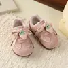 Zapatos de Niña Estilo Alemán Zapatos de Princesa de Moda para Niños Nuevo Estilo Primavera/Otoño 2026 Suela Suave Zapatos Casuales para Bebés Zapatos Deportivos para Niños Pequeños