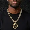 Collar con Colgante de Fútbol Giratorio de Personalidad Estilo Hip Hop de Eslabones Cubanos Completamente Diamantado para Hombre, Nuevo Estilo Transfronterizo Europeo y Americano