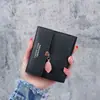 Nueva Cartera Estudiante Femenina Simple Plegable Tres Veces Portatarjetas Cartera Pequeña Moda Mini Hebilla de Niña Monedero Bolso Pinza para Dinero