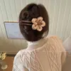 Pinza para el Cabello de Pato de Lana con Flor para Mujer, Nuevo Estilo 2025, Pinza de Garra Grande de Gama Alta