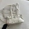 Bolsa Tote de Mão e Ombro Feminina com Fivela de Cinto Fashion de Rebite PU de Grande Capacidade, Novo Modelo 2026, Comércio Exterior Retro Transfronteiriço