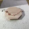 Aço Titânio Trevo de Quatro Folhas Cinco Flores Pulseira de Luxo Leve de Alta Qualidade Aço Titânio Não Desbota e É Hipoalergênico Joias para Venda por Atacado Transfronteiriça