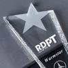 Trofeo de estrella de cinco puntas con encurtido creativo, letras de producción, esquinas cortadas, fondo de cristal, empresa, premios para empleados destacados