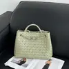 Bolsa Tote Tecida Exclusiva de Couro Bovino Transfronteiriça Grande Capacidade Bolsa para o Dia a Dia Bolsa de Mão Ombro Transversal de Couro Genuíno de Alta Qualidade para Mulheres