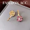 Brincos Pingente Cluster de Diamantes Banhados a Ouro 14K Real, Brincos Versáteis Simples e Modernos, Acessórios de Orelha Tendência de Luxo Leve de Nicho