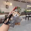 Lindo Osito de Peluche Fragante con Lazo Llavero Colgante Muñeca de Dibujos Animados para Bolso de Hombro Colgante Creativo para Bolso para Mujeres