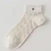 Calcetines Huecos Blancos en Forma de Corazón para Mujer, Calcetines Cortos Delgados de Algodón Puro para Verano, Bordado Dulce de Corazón, Malla Transpirable para Verano
