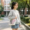 Bolsa de Lona de Conejo de Dibujos Animados Personalizada con Estampado TIRED RABBI Bolso Cruzado Bolsa de Compras de Algodón Puro Fabricante Mayorista