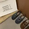 Sapatos Peludos de Lã Versáteis Estilo Coreano Retrô para Mulheres 2026 Primavera Nova Moda Velcro Planos Sapatos Mary Jane