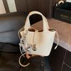 Bolso de Mano de Moda con Patrón de Lichi Transfronterizo, Bolso Cubo de Gama Alta, Nuevo Estilo 2026, Bolso de Hombro Cruzado Simple y Versátil