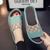 Chinelos de couro estilo retrô bordados para casa, masculinos e femininos, quarto, antiderrapantes, sola macia, sandálias de couro bovino completas, verão