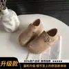 Zapatos de mujer retro estilo Birkenstock, de cobertura total y suela blanda, mocasines casuales versátiles sin cordones, nuevo modelo primavera 2025