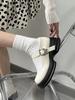 Sapatilhas Primavera e Verão Novo Estilo Estilo Preppy Sapatos Mary Jane de Couro Preto Couro Brilhante Sapatos de Uniforme JK Estudante para Mulheres
